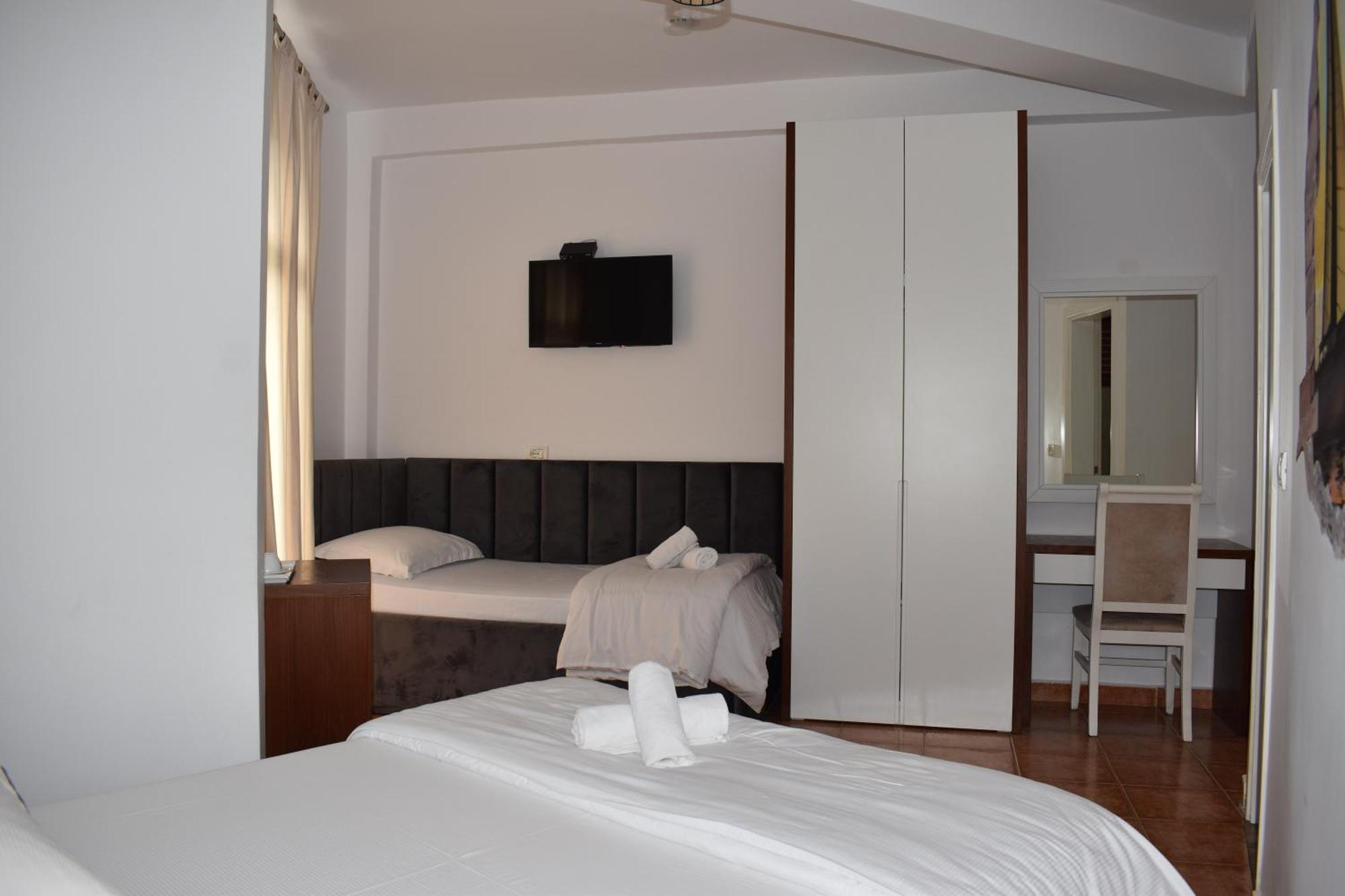 Cosmo Beach Hotel Durrës Exteriér fotografie